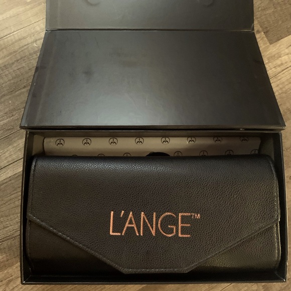 NWT. L’ange Curling Wand Set in Blush. - Picture 1 of 7